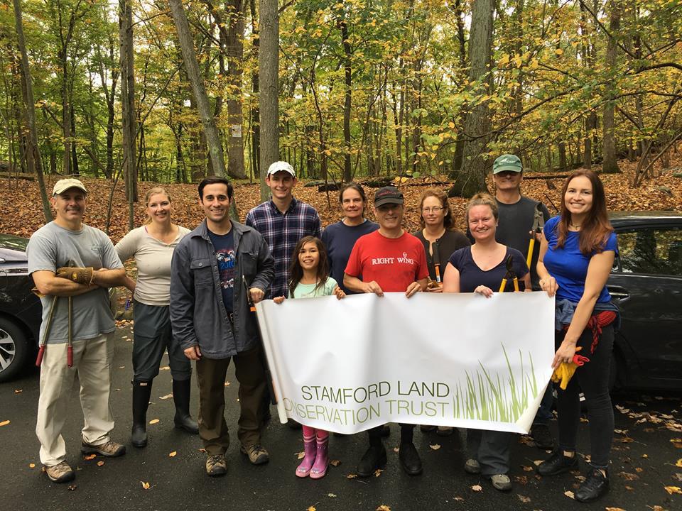 WE RE GROWING! BIGGER IS BETTER WHEN IT COMES TO OPEN SPACE! In the past year, the Stamford Land Conservation Trust has been fortunate to acquire 27 acres.
