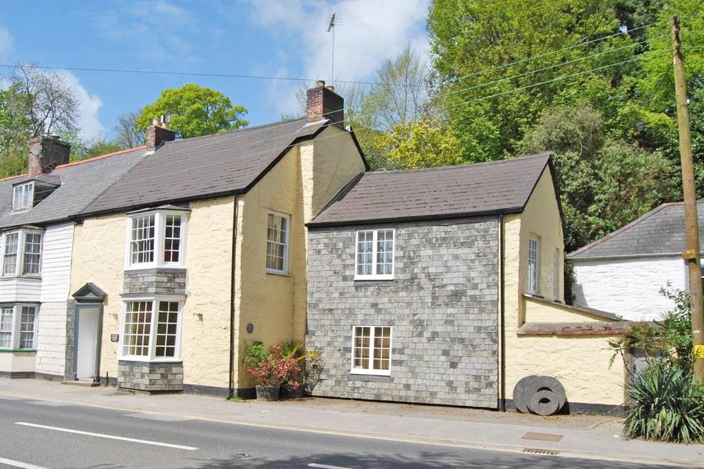 289,950 The Old Counting House, 3 Riverside, Perranarworthal, Nr.