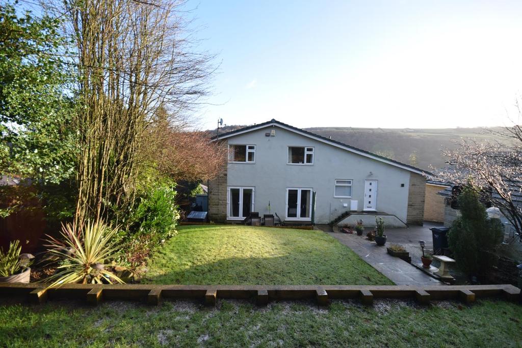 Bretton Higher Park Royd Drive Kebroyd An individually designed, five bedroom family home