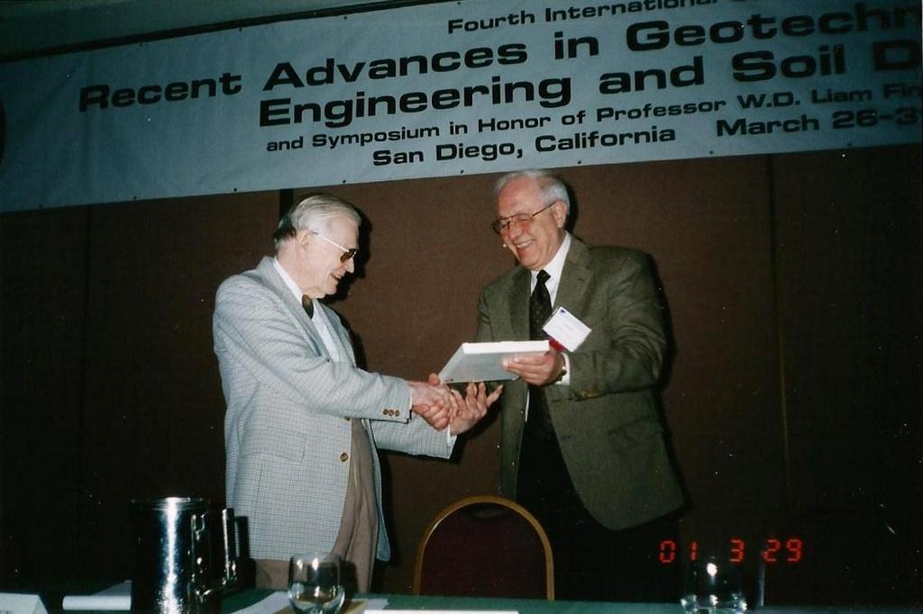 Dams Conference 2001 Ralph