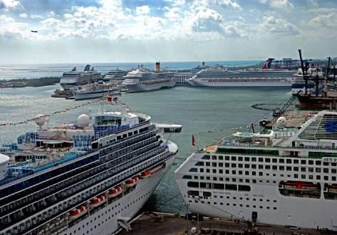 FT LAUDERDALE, FLORIDA Port Everglades Exotic cruise vacations and international trade are what makes Port Everglades an economic powerhouse for Broward County and one of the most diverse seaports in