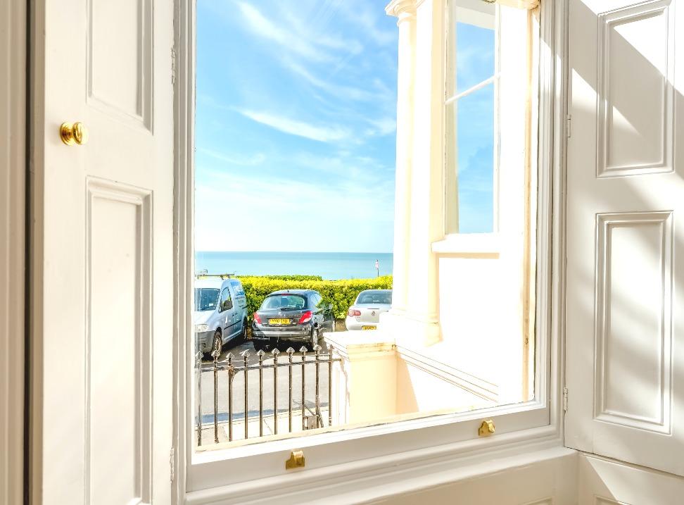 Recently refurbished to an exceptional standard whilst retaining precious period detail, this apartment has uninterrupted views of the