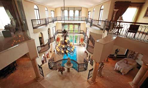 Beautiful Tuscan Mansion Web Ref: 108225 2 Warwick Road, Chancliff AH, Krugersdorp LOT 31 4 Bedrooms (all en-suite) Entertainer s dream with movie theatre Double ten pin bowling lane, gym, squash