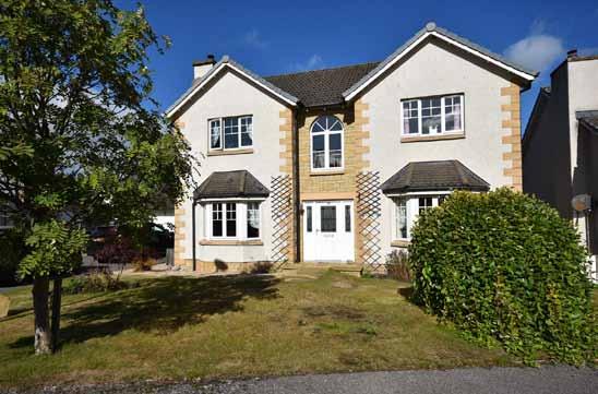 2018 ELGIN ESTATE AGENT IN ELGIN Covesea Grove Elgin, IV30 4PP Substantially Sized 5 Bedroom Detached Family Home The Property is located within the Regency Gate Development built by Robertsons with