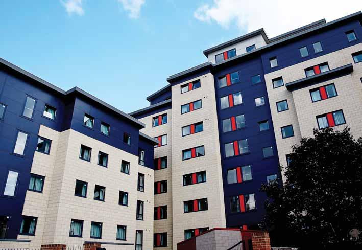 Rooms: There are 314 rooms in self-contained flats for groups of four to six students. Average size rooms, each with own en suite: shower, toilet and a wash basin.