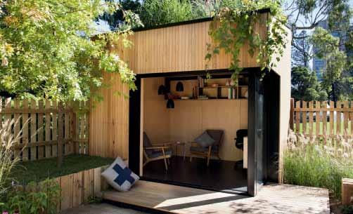 164 SOURCEBOOK DESIGNING FOR CHANGE A prefabricated garden room by Backyard Room makes for a perfect home office.
