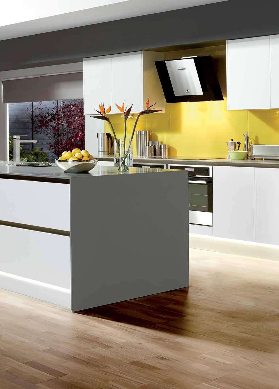 STYLISH KITCHENS Ultimate style, stunning looks and maximum space saving has been the defining criteria for the design and build of Beacon Rise kitchens.