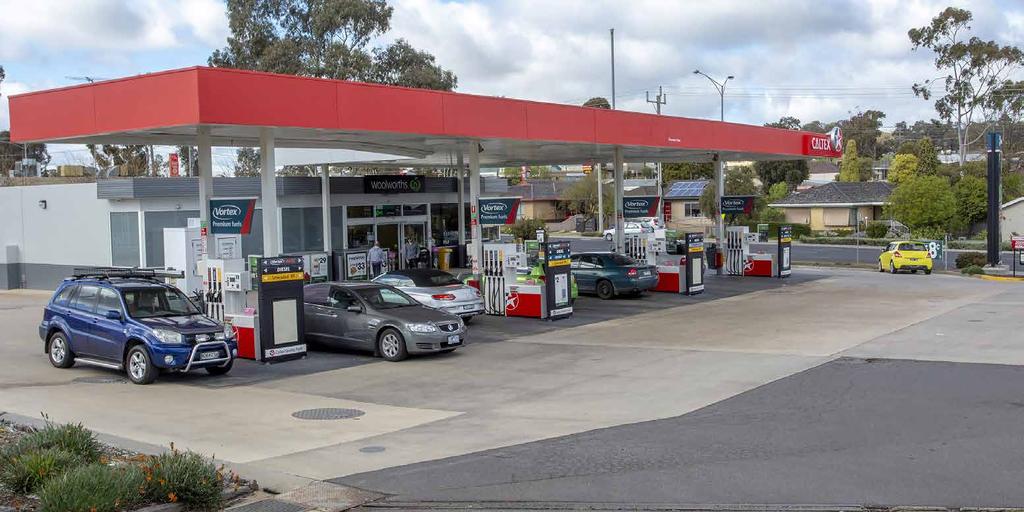 Introduction Burgess Rawson and Tweed Sutherland First National are delighted to offer the Woolworths Petrol & Fusion Physiotherapy located at 123-125 Condon Street, Bendigo (Kennington) Victoria,