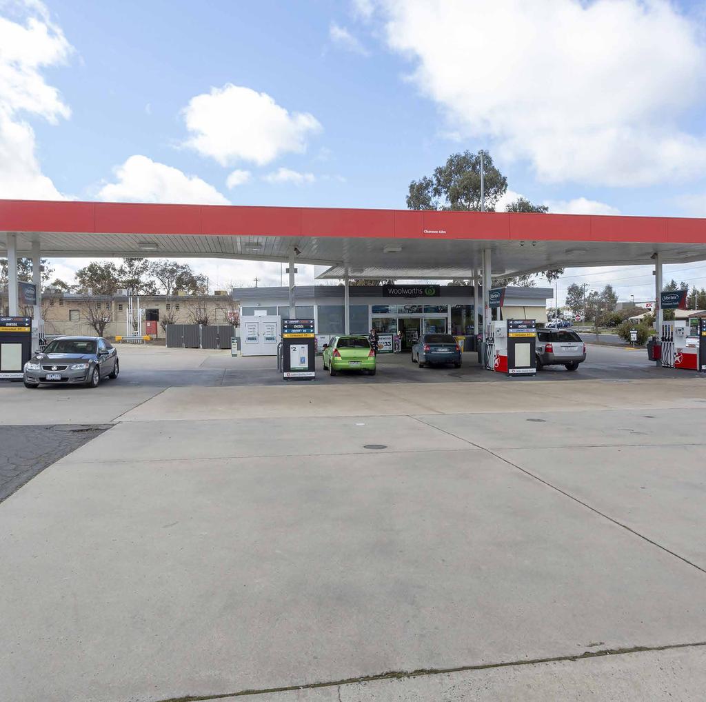 The liquor division of approximately 1,500+ locations of BWS outlets plus Dan Murphy s stores. Woolworths/Caltex alliance petrol sales for the year were $4.