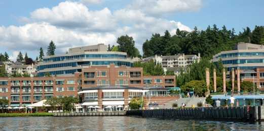 The Woodmark Hotel is rated both a Four Diamond and Four Star property and has been named Seattle s best overall hotel. The hotel offers meeting facilities which can accommodate 5 200 people.