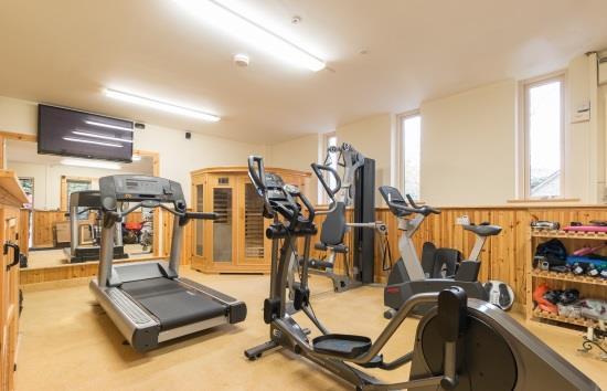 RECREATIONAL FACILITIES AND IS IDEALLY SITUATED FOR COMMUTING TO THE EAST OR WEST OF