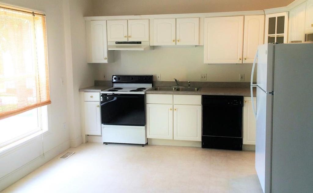 Location Within Walking Distance to Historic State Capitol Strong Student Housing Location With