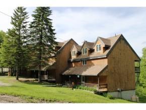 Located near the ski trails of Pico Mountain and when there is lots of snow, it is easy and convenient to ski to and from the mountain. Property has not been rented.