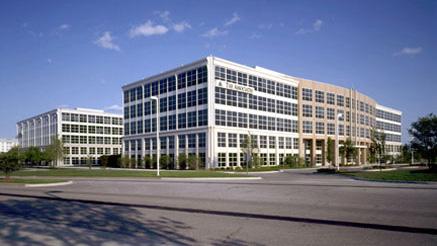 CONSTRUCTION Astellas Pharmaceutical s 416,000-square-foot, build-to-suit headquarters development in Northbrook was completed in May.