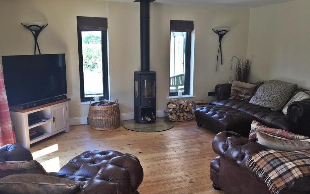 OWNERS HOUSE (CONTINUED) In summary, the house includes the following accommodation: Ground Floor Open plan kitchen and dining area, lounge with log burner, 2 double bedrooms, bathroom, office.