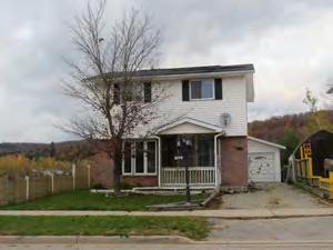 125 Hergott AVE Elliot Lake MLS # SM123950 Status CONDITIONAL Price $114,900 This 2 Storey detached property is adaptable to all ages.