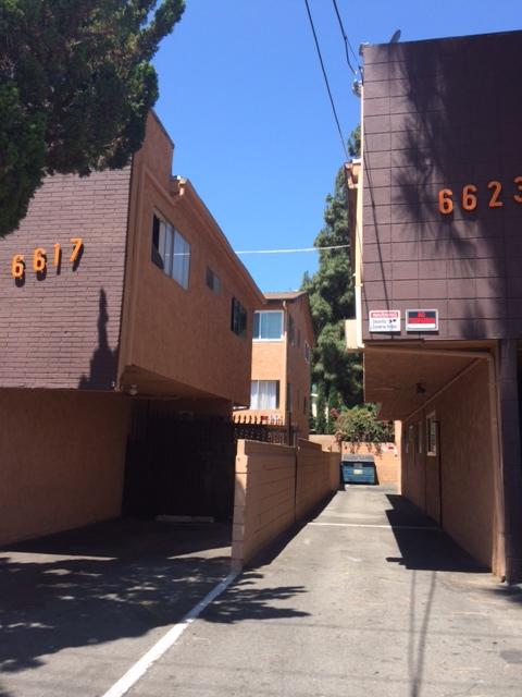 6617-6623 Fulton Avenue,, CA 91401 Approximately 10% Rental Upside Two Contiguous Lots Separately Metered for Gas and Electricity Ample Parking Mostly 2 Bedroom Units Henry