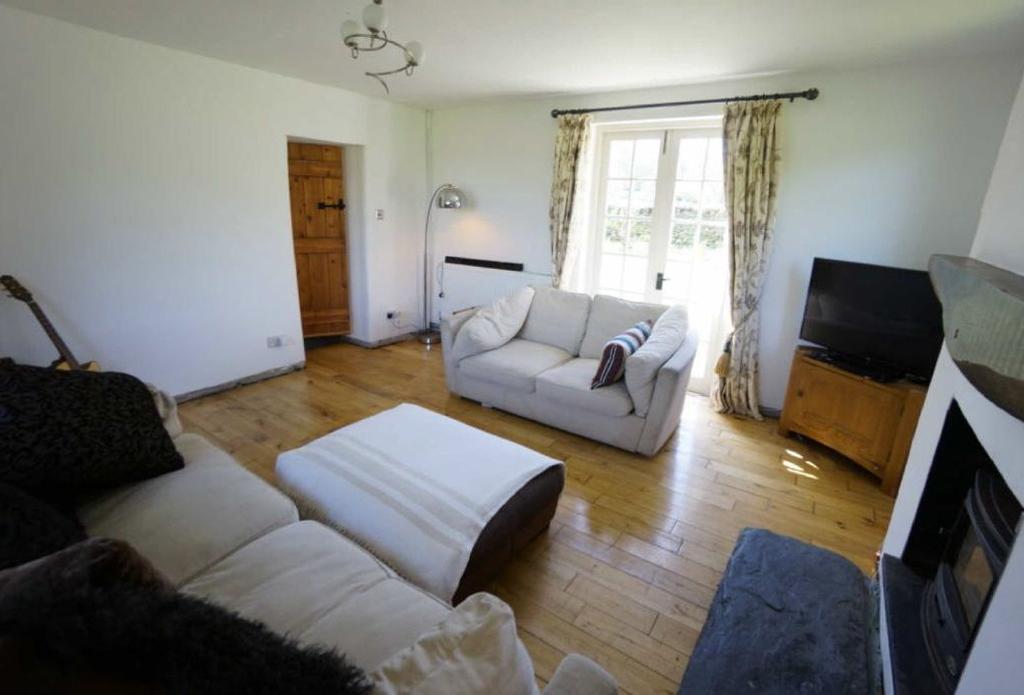 LOCATION Located in a convenient setting on the outskirts of the village of Betws y Coed.