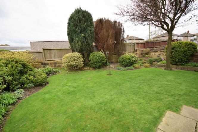 The property is situated next to Baildon moorland which provides superb moorland walks and is also within walking distance to a golf club.