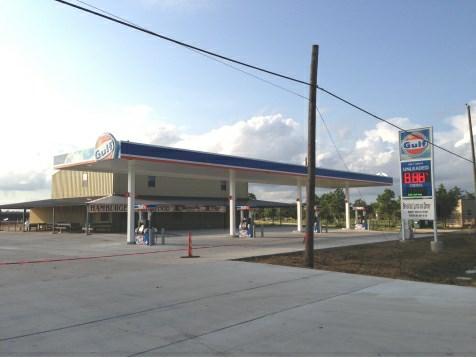 6 4115 State Highway 35, Houston, TX 77511 Price $1,350,000 Building Size 5,000 SF Price/SF $270 /SF Property Sub-type Service/Gas Station Additional Sub-types Free Standing Bldg Vehicle Related Pad