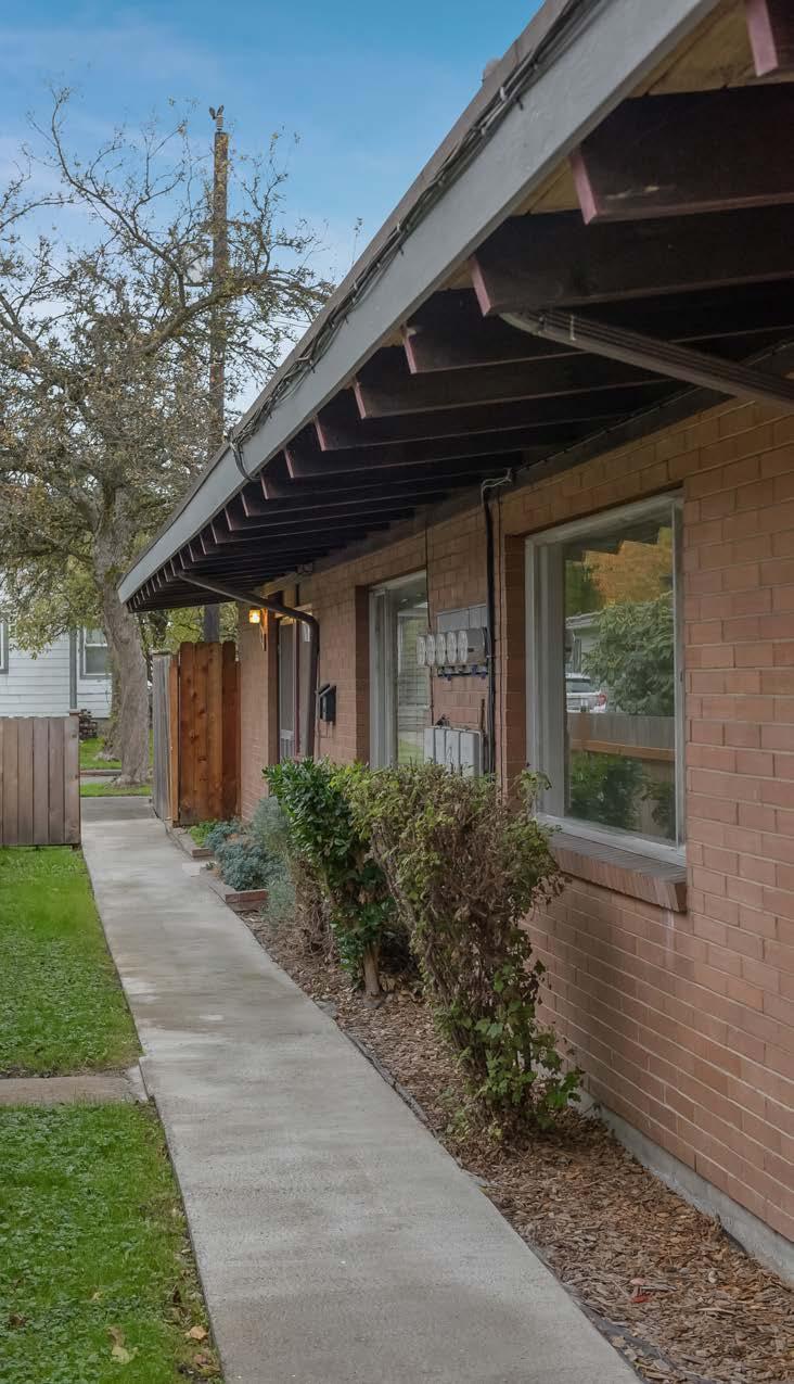OFFERING The Thistle Street Fourplex is a low maintenance and easy to manage property located in a quiet residential neighborhood of South Park.