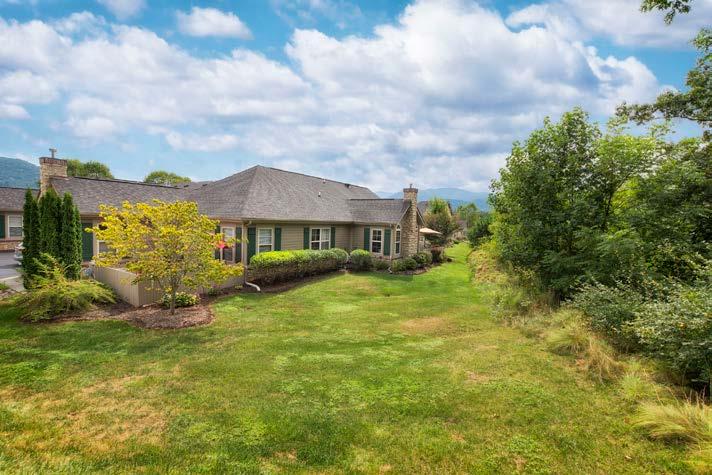 INFO 53 Outlook Circle, Swannanoa, NC 28778 2 Bedrooms, 2 Bathrooms 1,254 Square Feet,.04 Acres MLS # 3430310 FEATURES Maintenance-free condo living at it s best!