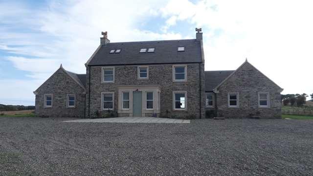 is delighted to offer a comfortable and spacious holiday house with accommodation for 18+ MARL HOUSE, Claymoddie, Whithorn DG8 8LX Well equipped for gatherings of friends and family, the house has