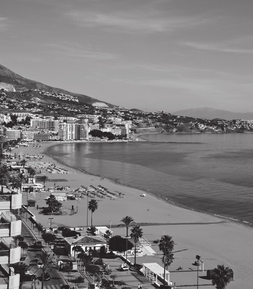 A Welcome to Fuengirola in the heart of the Costa del Sol, an ideal vacation destination! In winter, it s a quiet town of,000 inhabitants, with very fresh seafood and interesting places to visit.