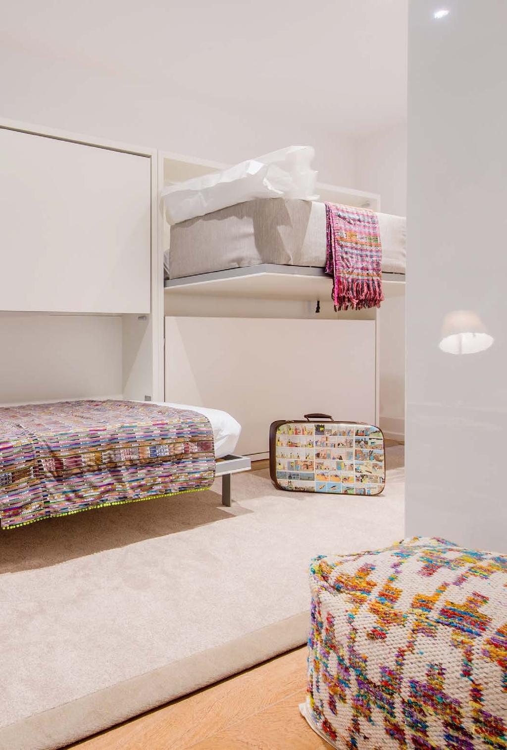 SUPERIOR DELUXE STUDIO with bunkbed In addition to the double bed, the 2 Superior Deluxe Studios offer a stylish bunkbed for children as well as an open