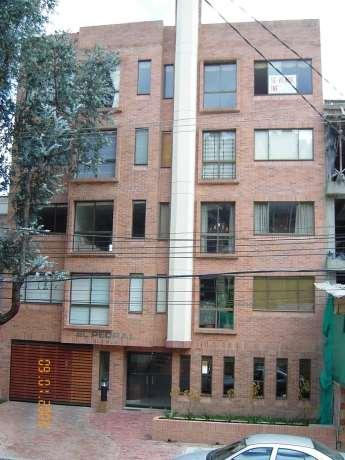 Number of Apartments: 20 Total Constructed Area: 2200 square m Address: Calle