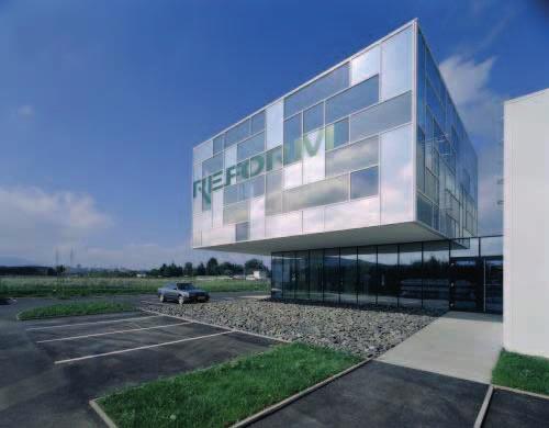25 25 REFORM WINDOWS FACTORY Location: Steyr, Austria Architects: Hertl.