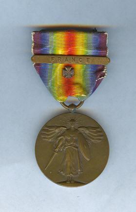 Champagne-Marne, Aisne-Marne and Defensive sector with service ribbon & 4 stars.