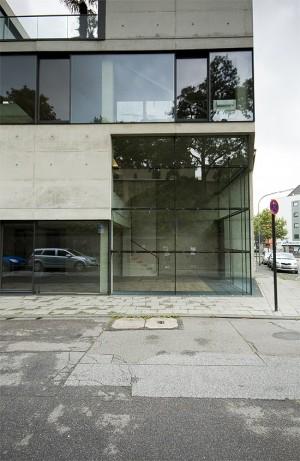 photo: Piotr Krajewski G75 Gereonswall 75 50668 Cologne The property of the G75 Office Building on Gereonswall 75 in Cologne is one of the typical Cologne 'interplaces' It used to be