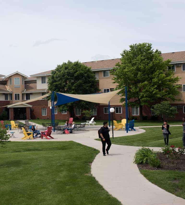 CAMPUS VIEW STUDENT HOUSING COMPLEX Campus View is a privately owned development, that features college-style apartments and lets DMACC students enjoy the convenience and benefits of living in a