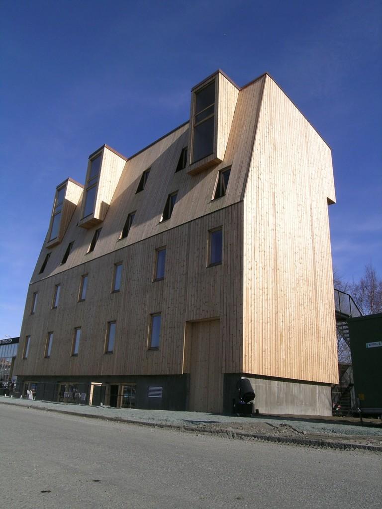 account for the low cost of the building; and, by Norwegian standards, the spectacularly low rent of 305 euros for a share in a flat The project lives up to its solid timber appearance, though only