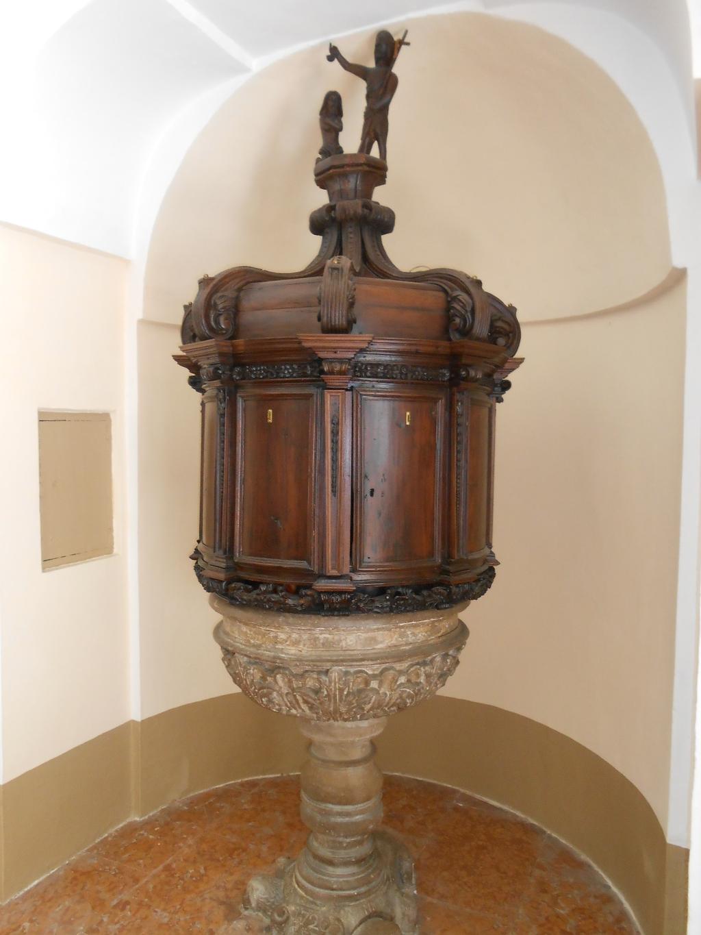 Baptismal Font in the Church of Santa Maria delle Grazie Also the marriage between Lorenzo Greco and Antonia Cortese could not be found in San Giovanni in Fiore; we believe that Antonia was from a