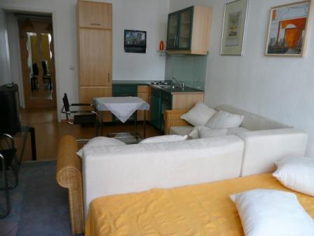 public transport within walking distance 1-room-apartment (27 sq.
