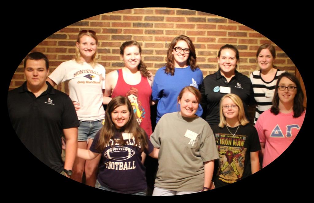 P a g e 3 Honors Program Selects Peer Mentors Top Row (from