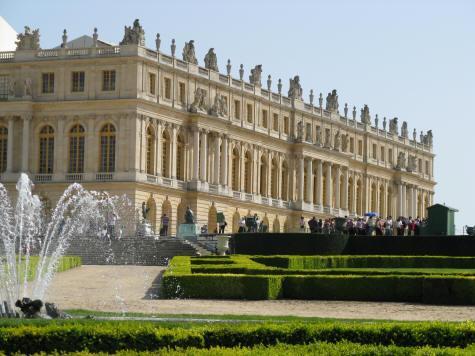 Architecture of Versailles Palace influenced by Palladio J