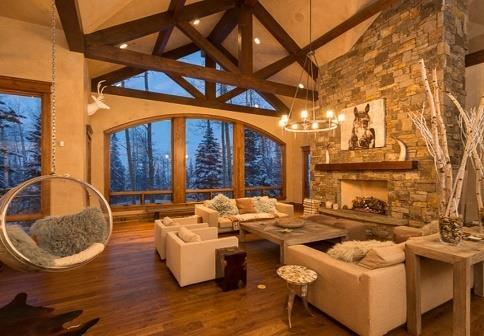 225 BENCHMARK DRIVE, MOUNTAIN VILLAGE, CO $3,400,000 T his move-in ready timber-frame residence located steps from Galloping Goose ski trail.