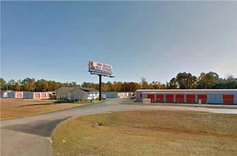 38 Rentable SF: 21,150 CAP Rate: Year Built: 2007 4 Absolute Storage 434 Scuffletown Rd Simpsonville, SC