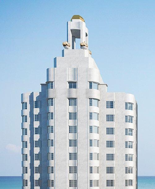 THE TRANSFORMATION Studio Sofield s vision was to enhance the historic façade of the building, created in 1940 during the height of the Miami Art Deco Period.