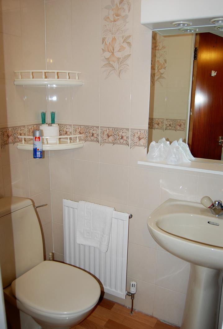 showers with the further remaining two bedrooms equipped with a