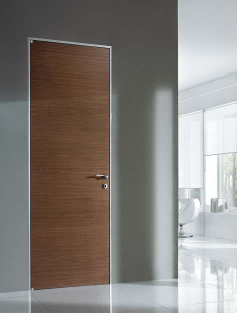 Minimal chic and refined, grey durmast gives to Barausse doors a