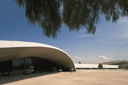 Oscar Niemeyer, Casa das