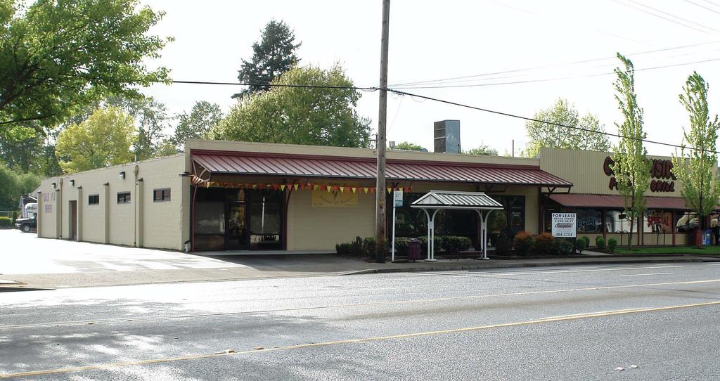 FOR LEASE River Road Retail Space 645 River Road - Eugene, Oregon