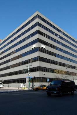 Notable Manhattan Transactions 1250 Broadway Office 721,000 SF Seller: Jamestown Buyer: Global Holdings $565,000,000 $784 PSF Blockfront between West 31 st and 32 nd Streets 84% occupied Anchor