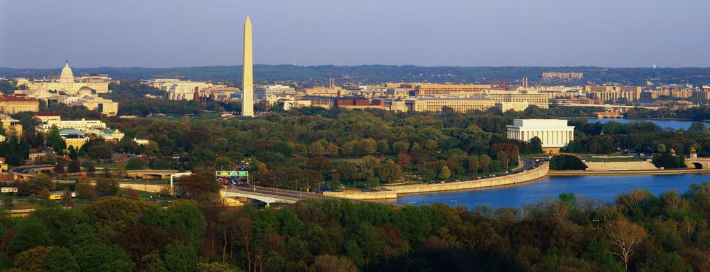 Economic Overview The Washington, DC metropolitan area continues to be one of the best performing economies in the country.