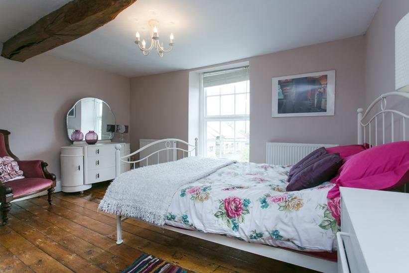The second floor has unusual accommodation and there is potential for this to be occupied as an entire suite or alternatively to provide a further 3 bedrooms.