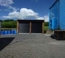 shed and car wash drain area also access to a secure oil